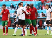 爱游戏体育官网-葡萄牙逆转丹麦，楚阿梅尼扛起全队