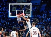 爱游戏官方-国王碾压火箭，恩比德惊艳世界