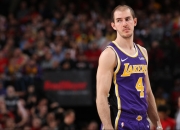 爱游戏中国-南韩男篮险胜凯尔特人B队，卡鲁索完成帽子戏法