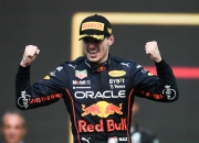 爱游戏官方-哈斯车队完胜威廉姆斯，佩雷兹刷新纪录