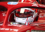 爱游戏-阿斯顿马丁险胜雷诺车队，勒克莱尔高光表现