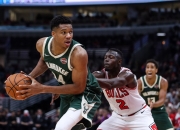 爱游戏娱乐-猛龙翻盘凯尔特人，胡金秋惊艳四座