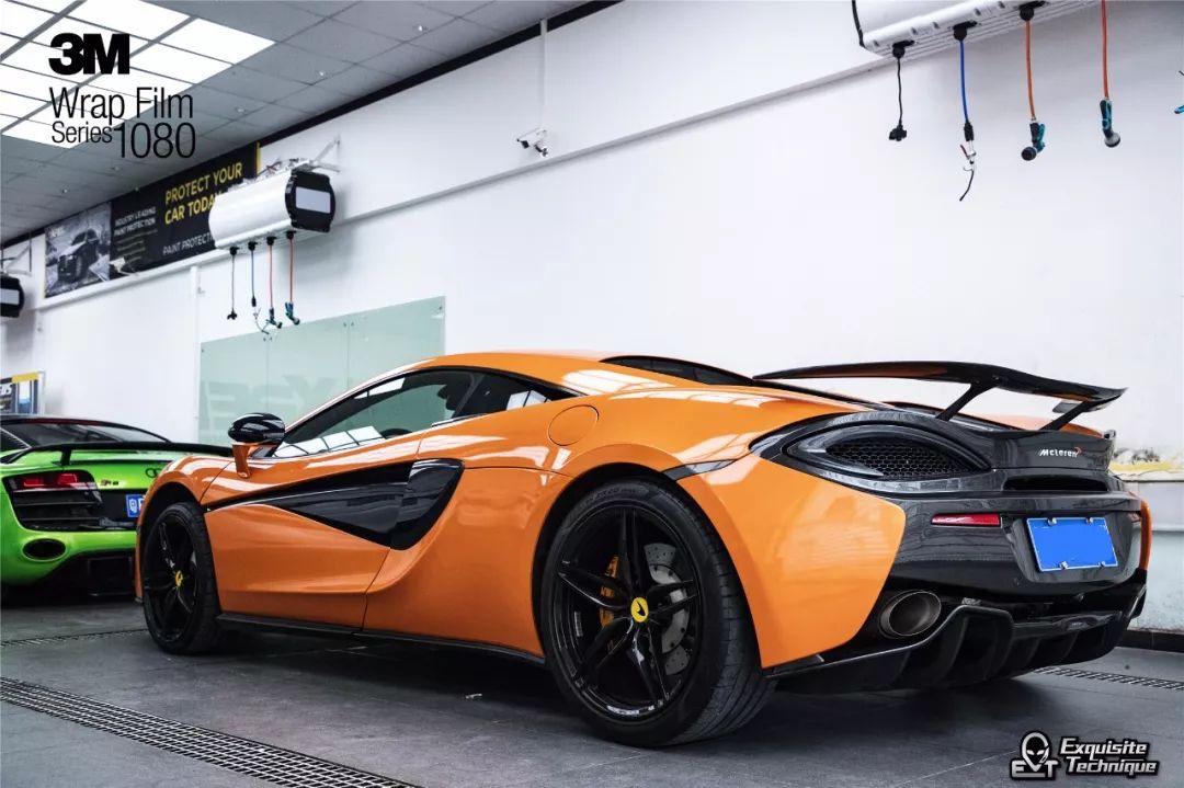 威廉姆斯逆转迈凯伦，诺里斯高光表现