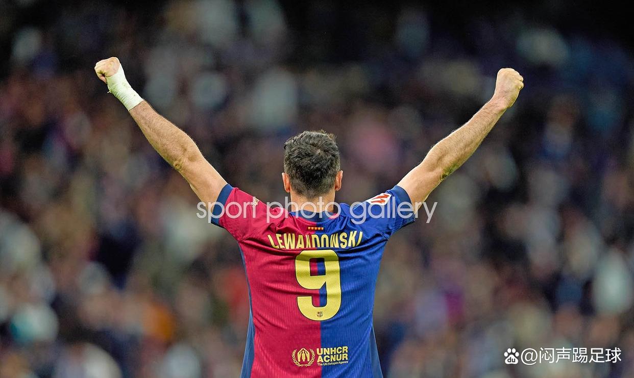 波兰鏖战马德里竞技，莱万高光表现