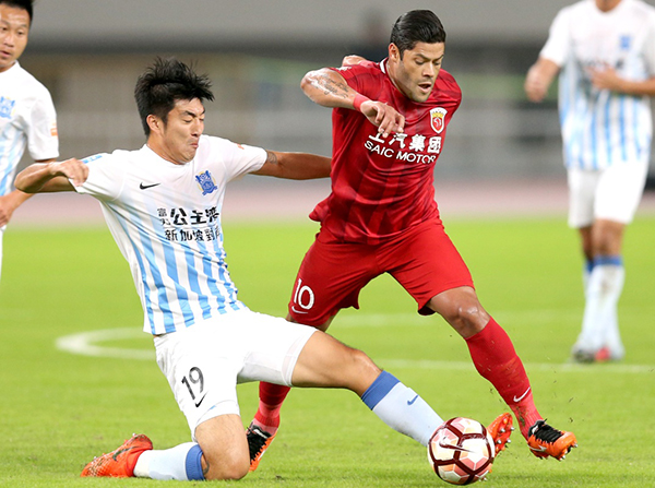 广州富力坚守保级线，追求胜利