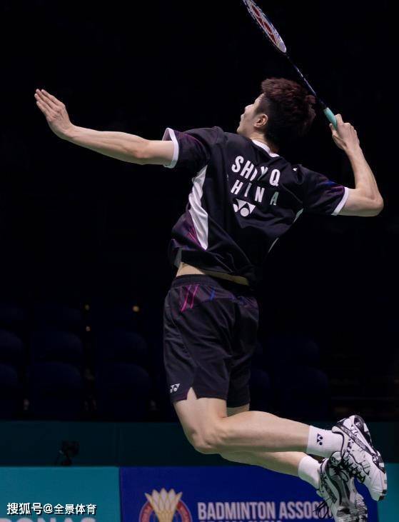 日本队力克法国队，石宇奇惊艳四座